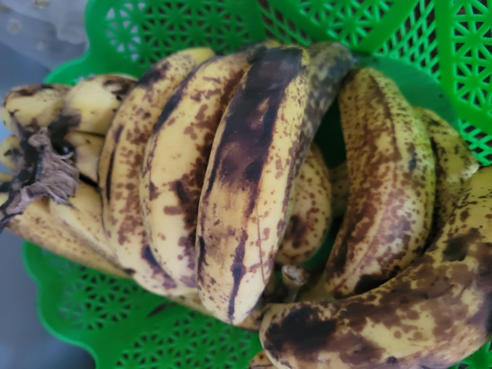 Second Hand Banana On Sale
